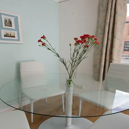 Apartment 5 In York * York