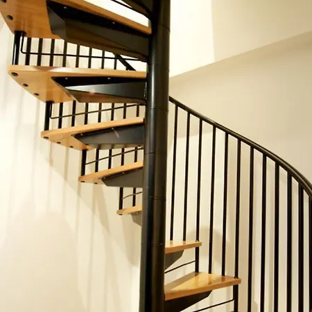 Apartment 5 In York York