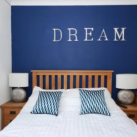 Apartment 5 In York York