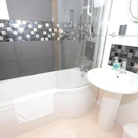 Apartment 5 In York York